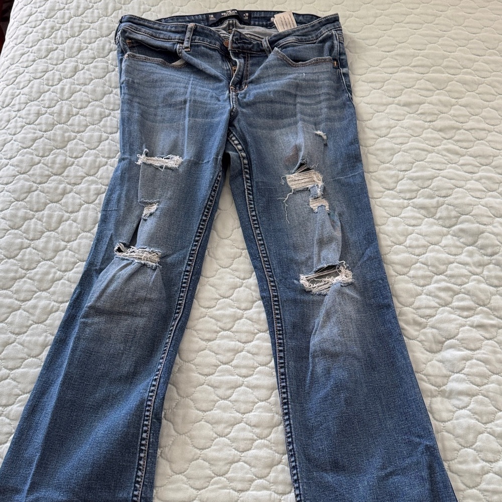 Hollister Women's Distressed Straight Leg Jeans - Blue